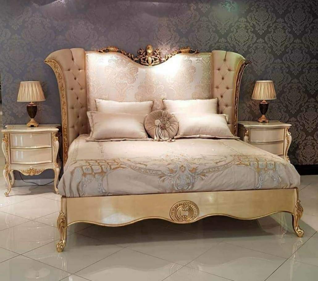 Italian Side Curved Bed Set