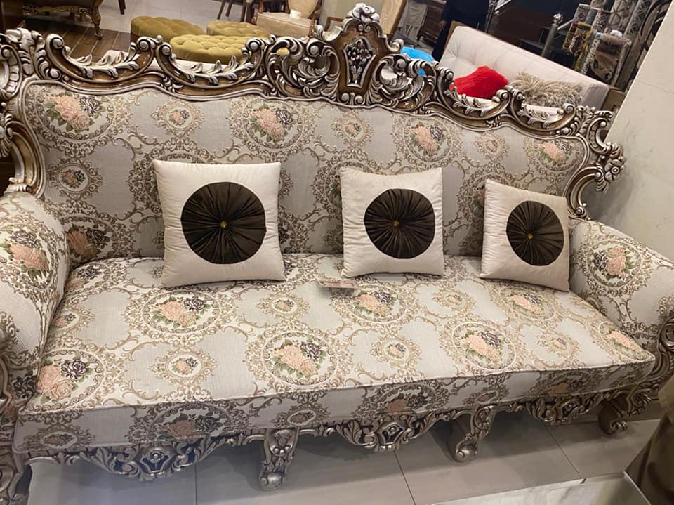 Vintage Sofa Set